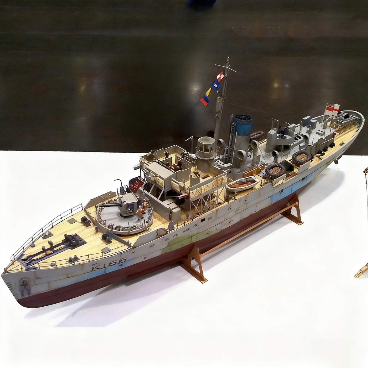 Model Kit Revell - 1/72 revell flor-classe frgata modelo de