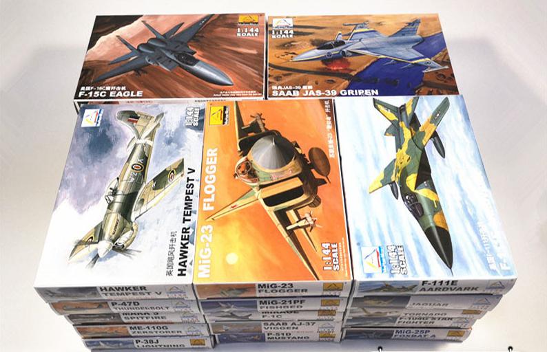 25 PEÇAS 1/144 Modelo de Avião - Model Kit Revell avaliação e preço