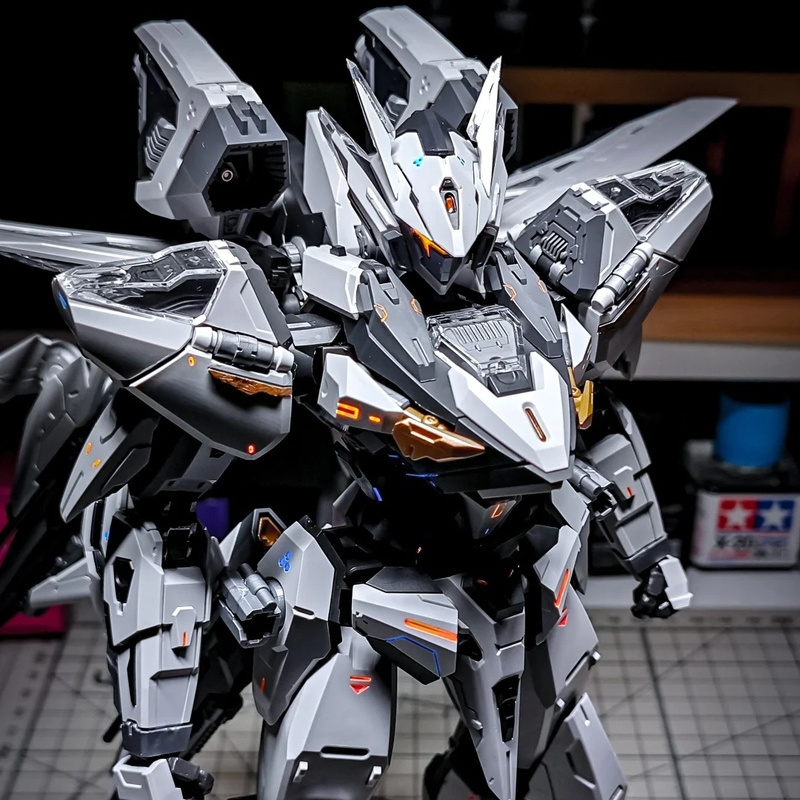 Kit de modelo de anime transfo - Model Kit Fenrir avaliação e preço