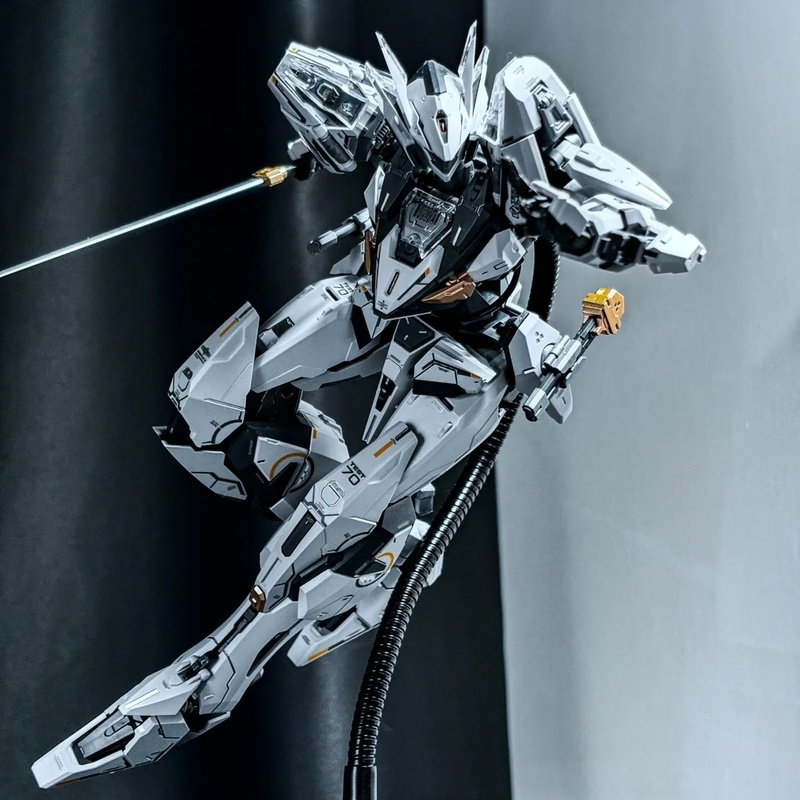 Kit de modelo de anime transfo - Model Kit Fenrir avaliação e preço